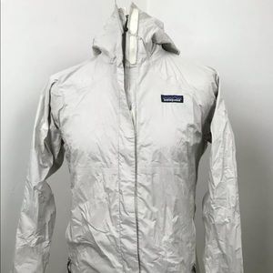 Patagonia women’s rain jacket shell, silver, medium